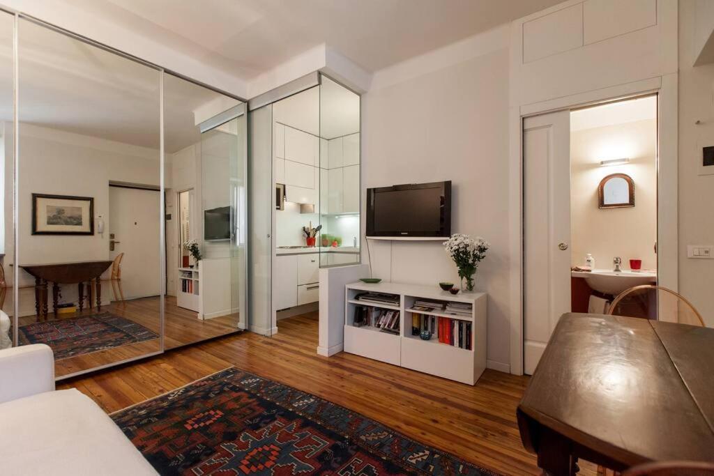 Charming In Porta Venezia Apartment *